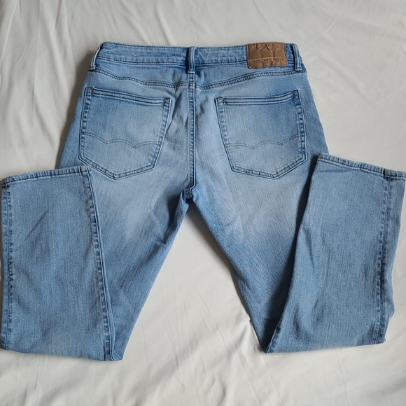 American Eagle Jeans - Picture 4 of 5